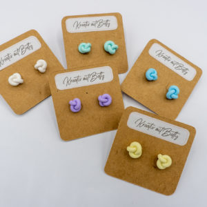 knopf ohrringe aus polymer clay fimo handgemacht kreativ mit betty