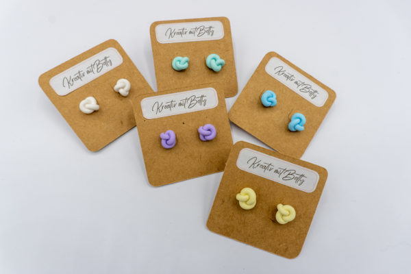 knopf ohrringe aus polymer clay fimo handgemacht kreativ mit betty