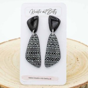 ohrringe fimo polymerton epoxidharz resin schwarz mit weißem muster