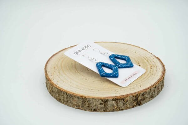 ohrringe polymer clay fimo epoxidharz resin blau it weißem muster