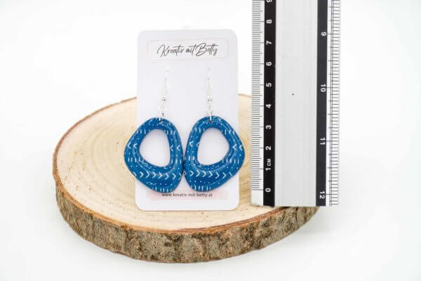 ohrringe fimo polymerton epoxidharz resin blau mit weißem muster