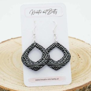 ohrringe fimo polymer clay resin siebdruck schwarz weiß muster
