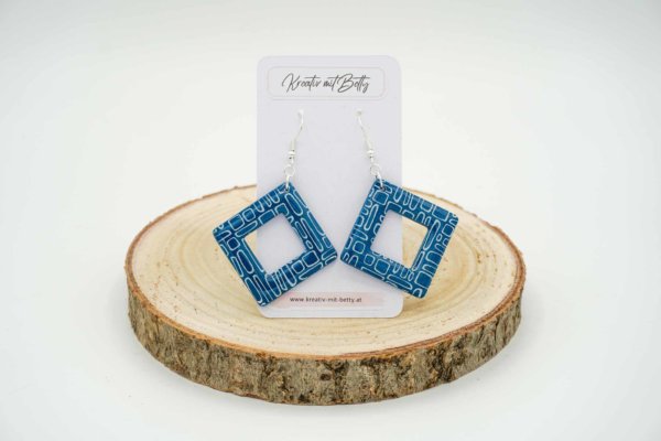 ohrringe fimo polymerton epoyidharz resin blau mit weißem muster
