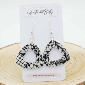 ohrringe fimo polymer clay resin siebdruck rundes dreieck schwarz weiß spitze