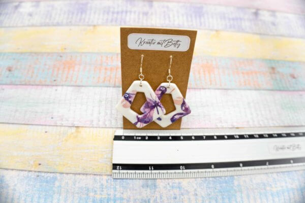 Aquarell Schmetterling Ohhrringe weiß lila violett aus Polymer Ton