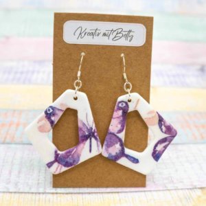 Aquarell Schmetterling Ohhrringe weiß lila violett aus Polymer Ton