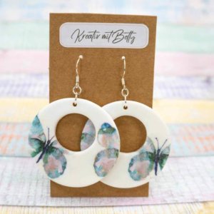 Aquarell Schmetterling Ohhrringe weiß mint-grün aus Polymer Ton