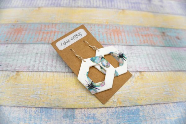 Aquarell Wasserfarben Schmetterling Ohhrringe weiß pastell mint-grün aus Polymer Clay