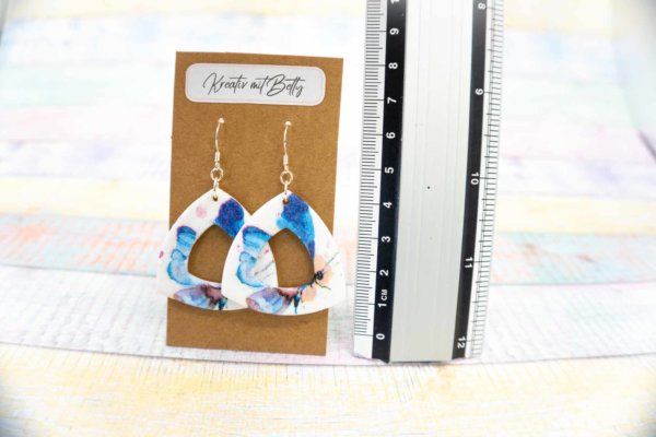 Aquarell Watercolor Schmetterling Ohhrringe Schmuck weiß blau aus Polymer Clay