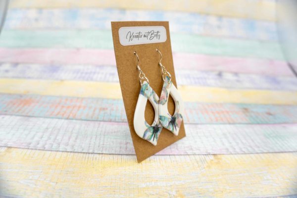 Aquarell Wasserfarben Schmetterling Ohhrringe weiß pastell mint-grün aus Polymer Clay