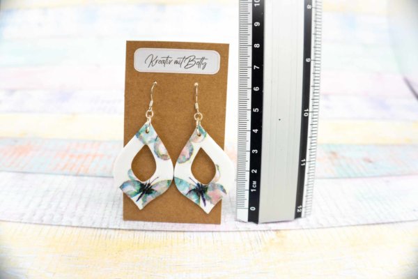 Aquarell Wasserfarben Schmetterling Ohhrringe weiß pastell mint-grün aus Polymer Clay