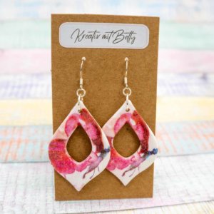 Aquarell Wasserfarben Schmetterling Ohhrringe weiß pastell rot aus Polymer Clay
