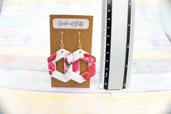 Aquarell Wasserfarben Schmetterling Ohhrringe weiß pastell rot aus Polymer Clay