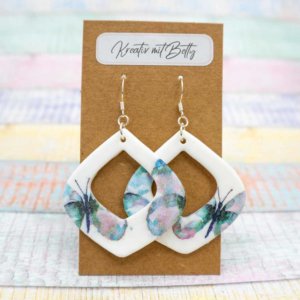Aquarell Wasserfarben Schmetterling Ohhrringe weiß pastell mint grün aus Polymer Clay