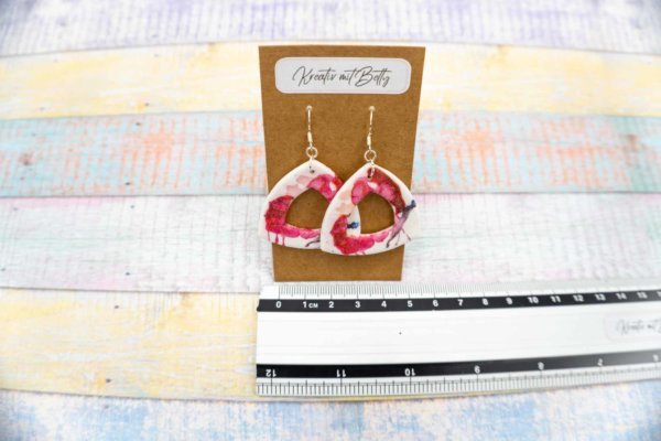 Aquarell Wasserfarben Schmetterling Ohhrringe weiß pastell pink aus Polymer Clay