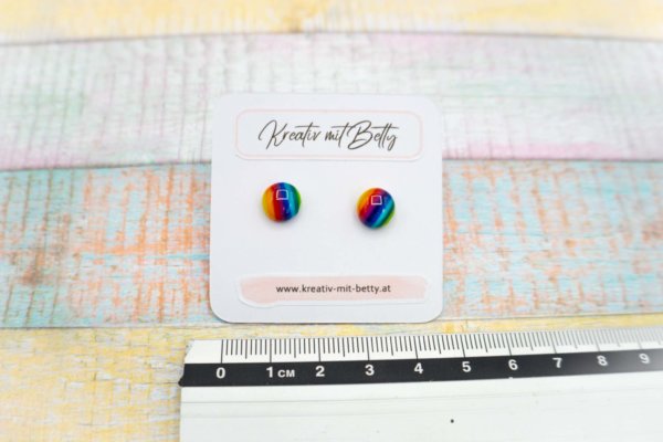 kleine mini Ohrstecker bunt gestreift in Regenbogen Farben