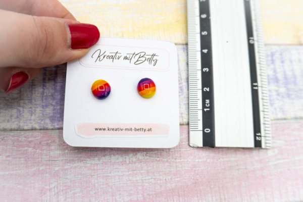 kleine mini Ohrstecker bunt gestreift in Sonnenaufgang Farben