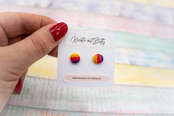 kleine mini Ohrstecker bunt gestreift in Sonnenaufgang Farben