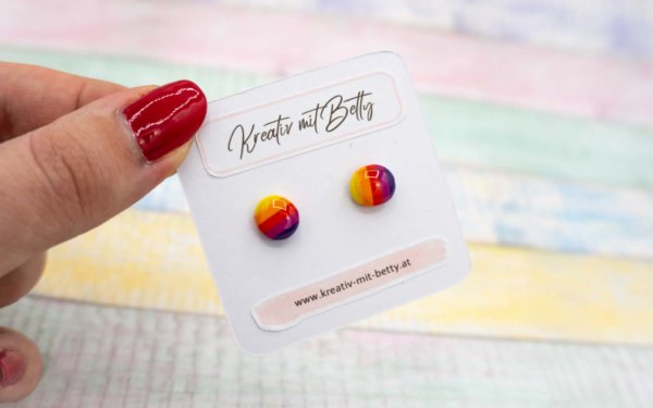 kleine mini Ohrstecker bunt gestreift in Sonnenaufgang Farben