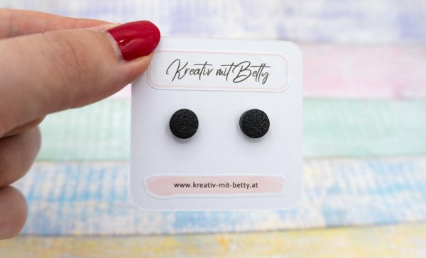 kleine mini Ohrstecker schwarz matt strukturiert