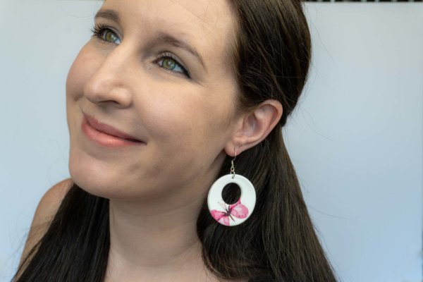 schmetterling-ohrringe-bunt-polymer-clay