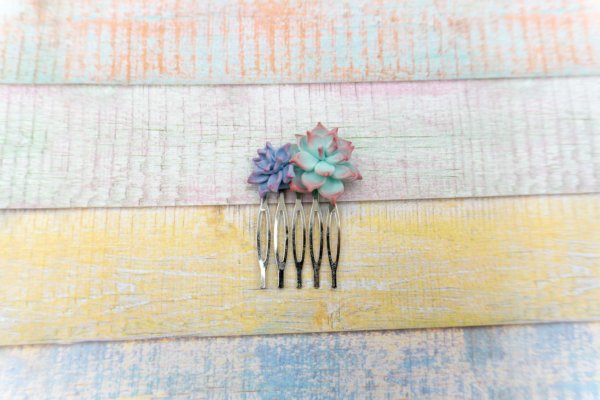 sukkulenten-haarschmuck-pastellfarben-polymer-clay