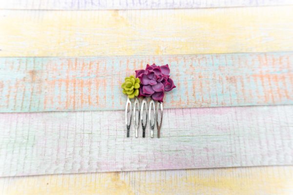 sukkulenten-haarschmuck-pastellfarben-polymer-clay