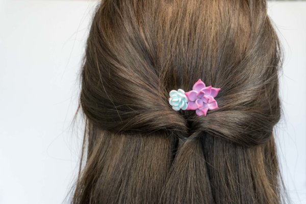 sukkulenten-haarschmuck-pastellfarben-polymer-clay