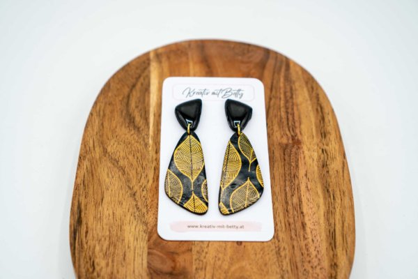 ohrringe schwarz gold mit blattmuster