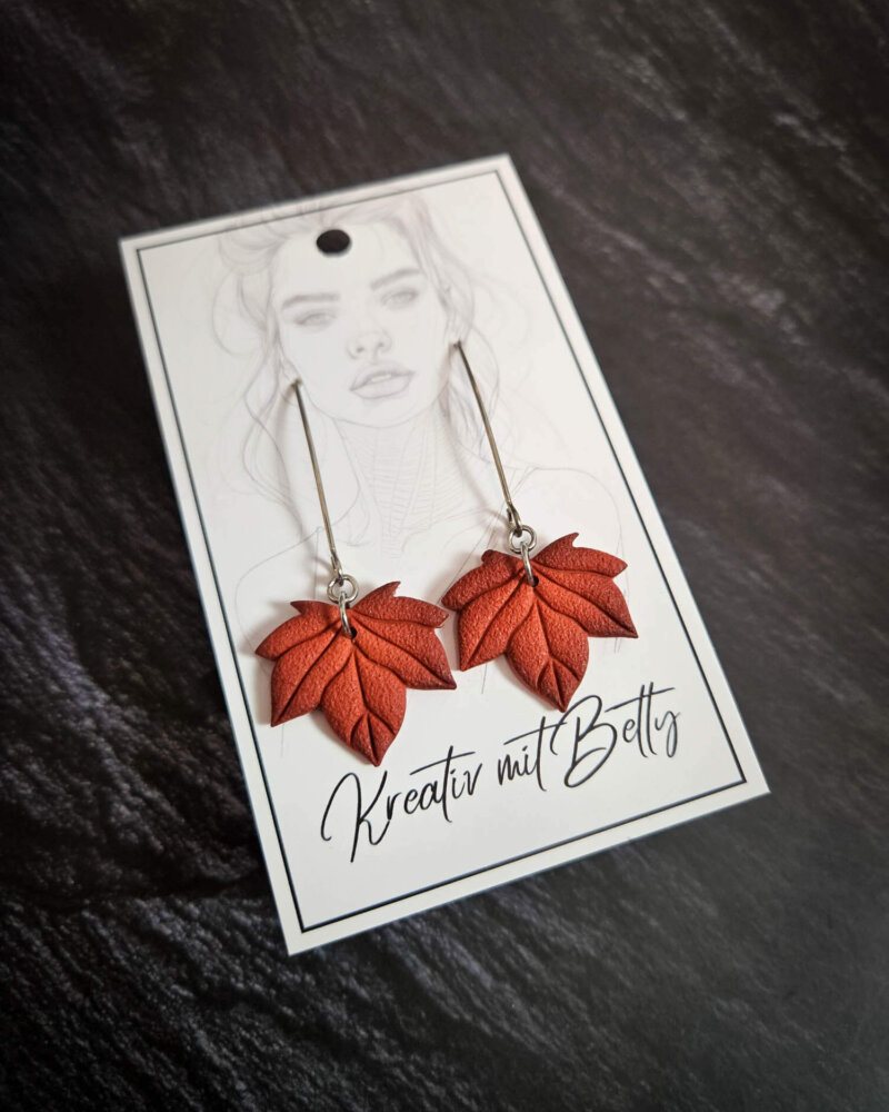 Terrakotta-Ohrringe aus Polymer Clay, handgemacht für den Herbst. Minimalistischer, moderner Schmuck in Herbstfarben von Kreativ mit Betty