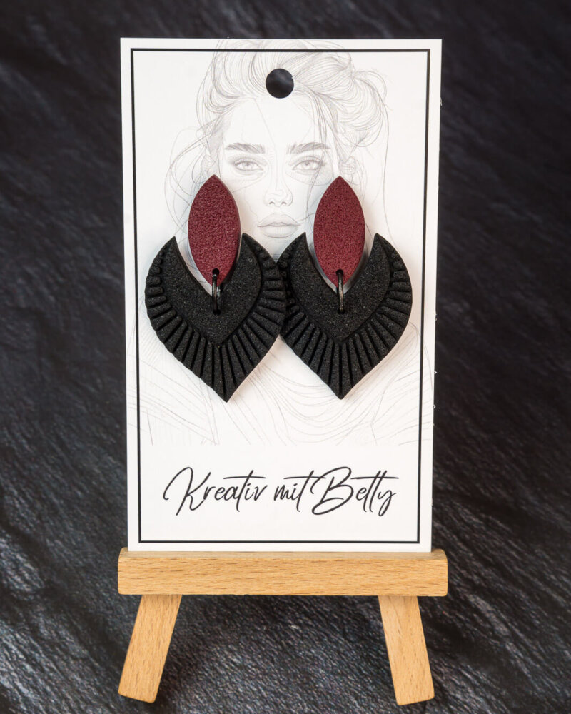 einzigartige Ohrringe in brodeaux dunkelrot und schwarz - stilvoll elegant