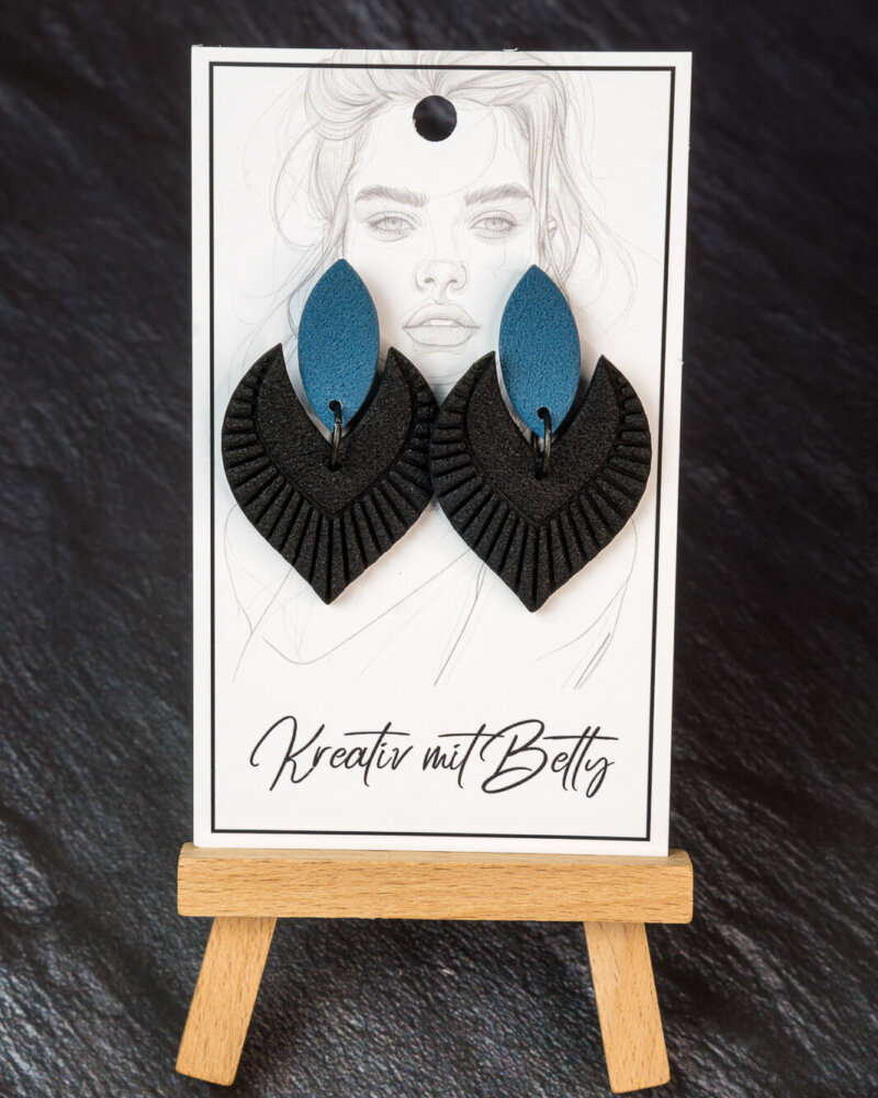Petrol blaue Ohrringe - Handarbeit aus Österreich - aus Polymer Clay