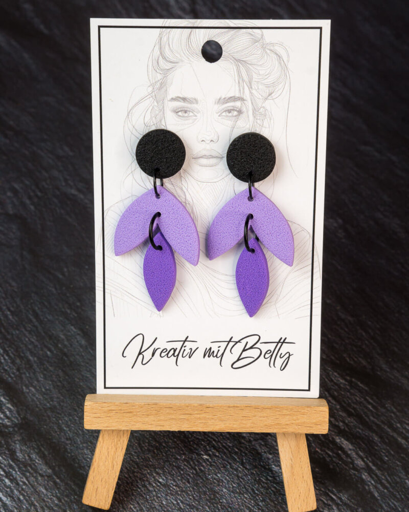 Stilvolle Statement Ohrringe in Flieder Farbe lila violett - handgemacht