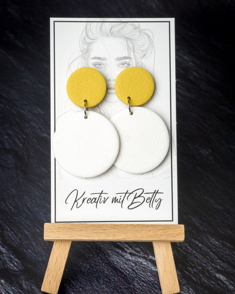 gelb weiße Statement Ohrringe aus Polymer Clay von Bettina Luger- Kreativ mit Betty